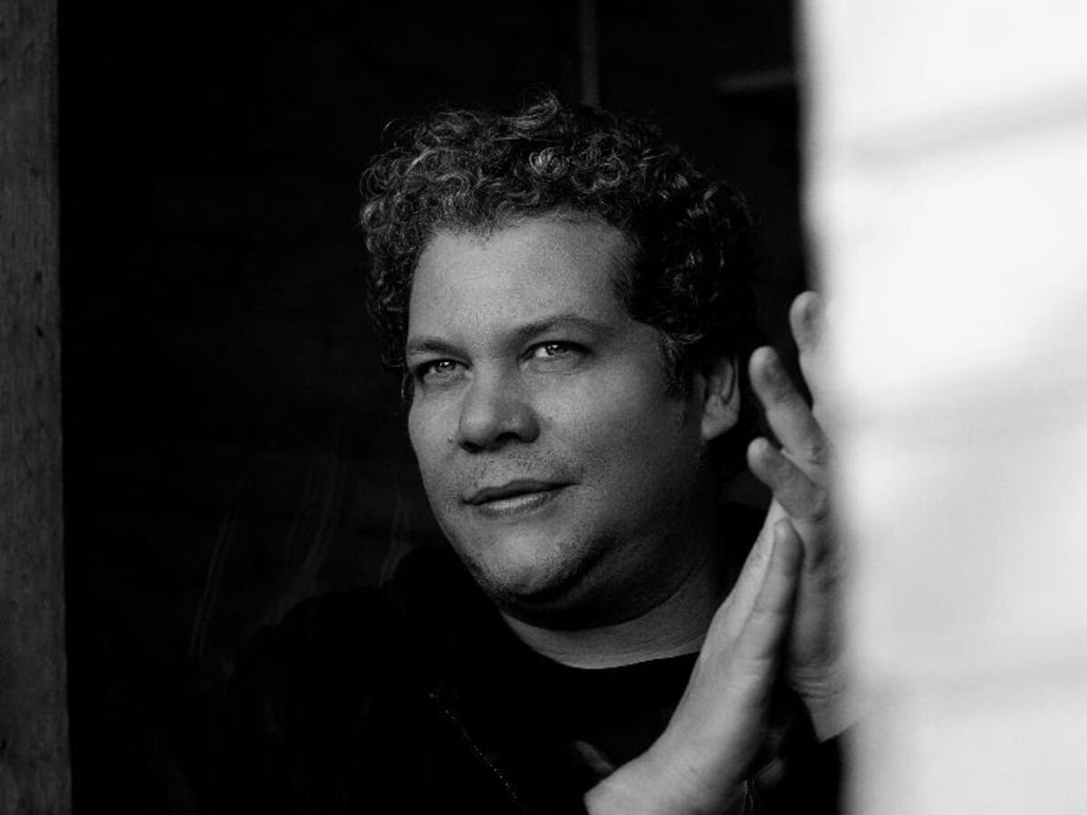 “Siempre estaré contento de volver, cantar y mostrar mi música”: Chabuco regresa a Bogotá