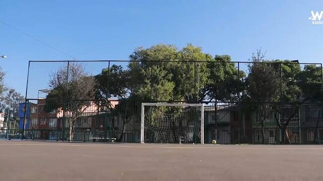 Entrevista con niña abusada por su profesor. Foto: La WCon Vicky Dávila