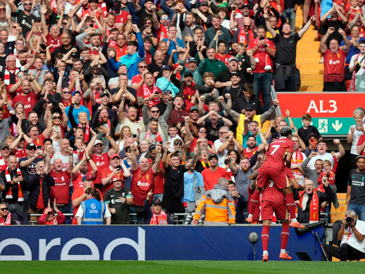 Doblete de ‘Lucho’ Díaz en la goleada 3-0 del Liverpool al Bournemouth de Luis Sinisterra