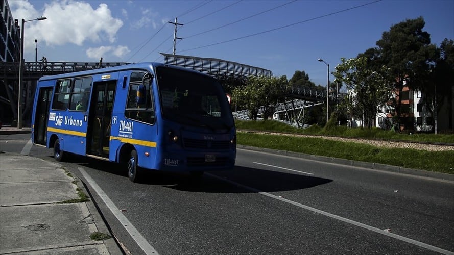Por medio de un comunicado, TransMilenio no negó el cambio de color de los nuevos buses del SITP. Foto: Colprensa