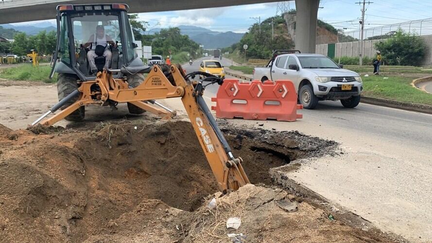 Vándalos provocan afectaciones en importante vía de Santa Marta. Foto: Cortesía: Ruta del Sol II