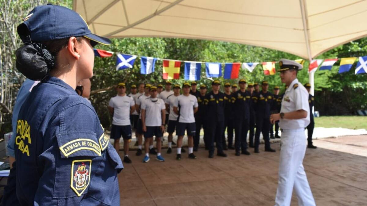 Mujeres también podrán prestar su servicio militar en la Armada Nacional