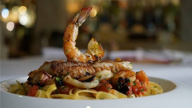 Comparte, vive y goza al son del sabor. Foto: Varadero Restaurante