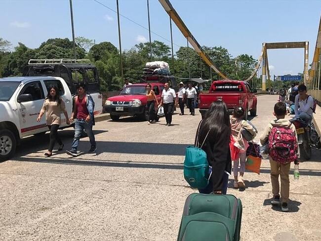 Migración Colombia advirtió que los conductores utilizaron documentos con supuestos sellos del gobierno para evadir los controles de las autoridades. Foto: Colprensa