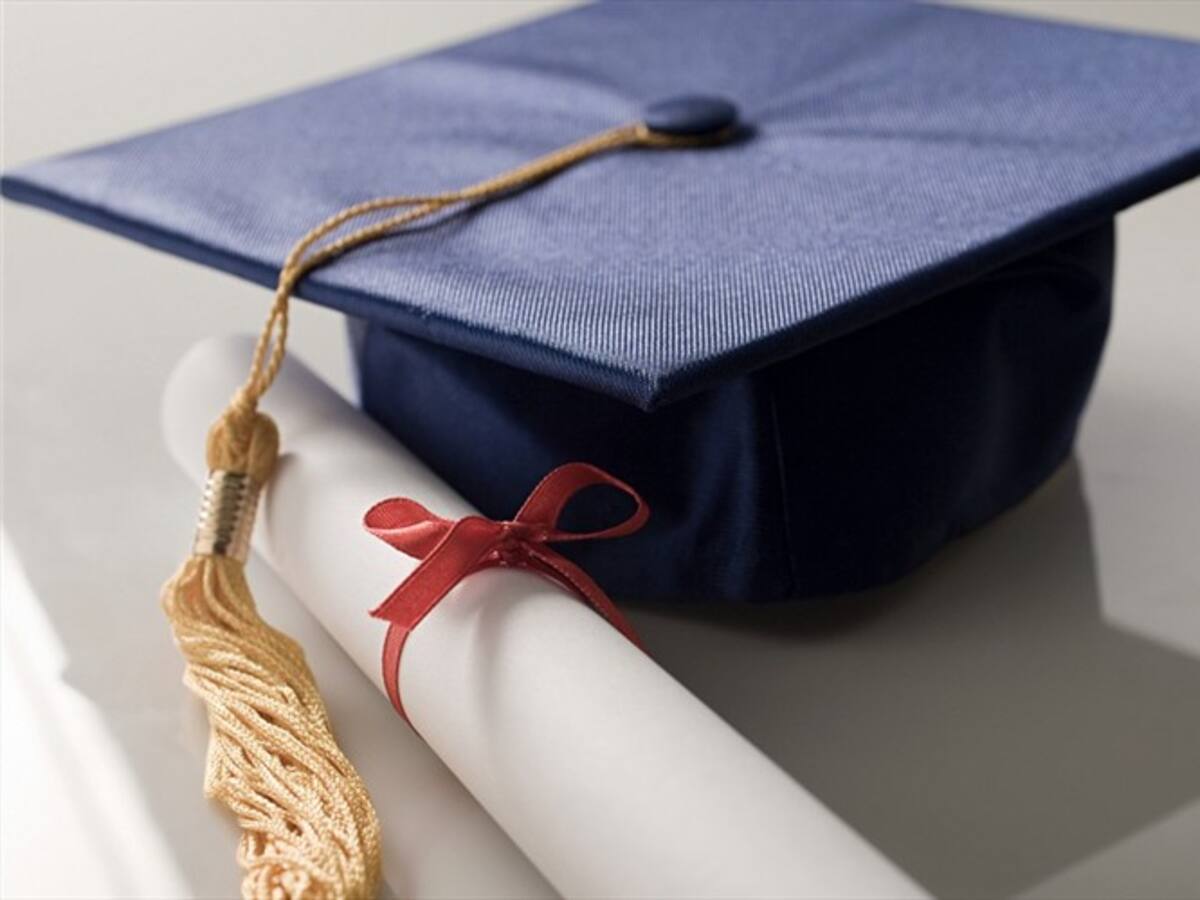 Karen Vaquiro, esposa de Mayorquín, exasesor de Presidencia, realizó una tesis en 2020