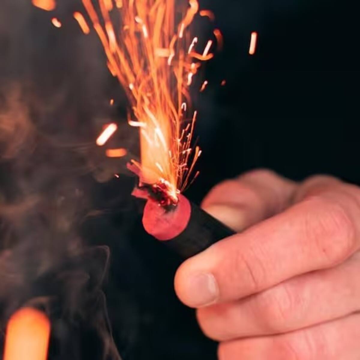 10 personas resultaron quemadas con pólvora durante la celebración de la noche de Navidad en Bogotá