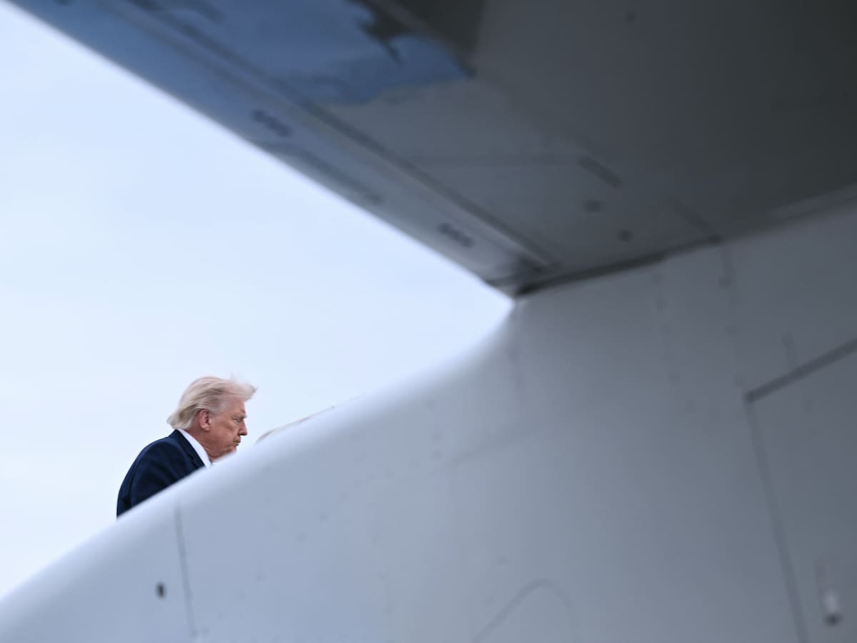 Trump dice que acuerdo con Irán podría estar “en unas pocas horas” y culpa a Israel del retraso