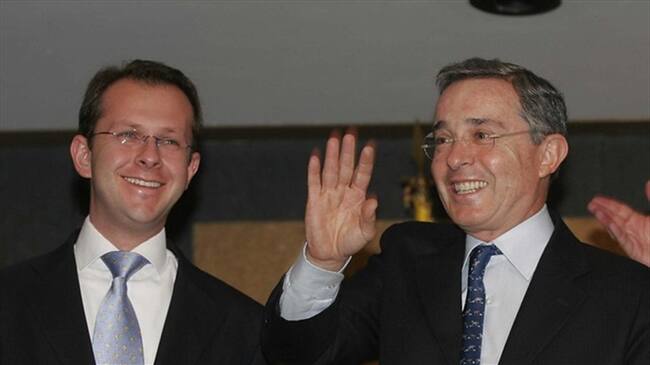 Andrés Felipe Arias y Álvaro Uribe. Foto: Colprensa
