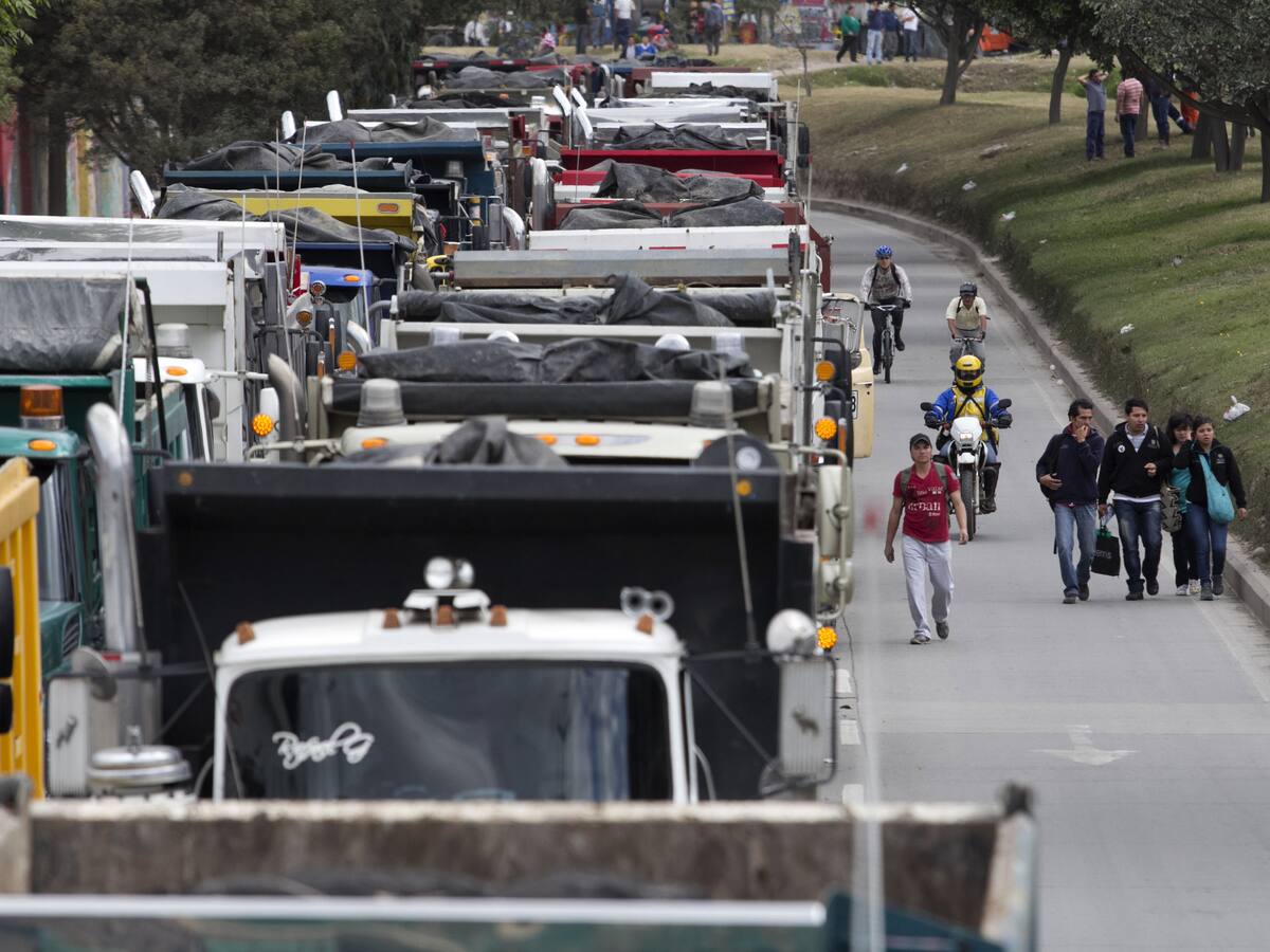 Requieren a MinAmbiente y MinMinas por cumplimiento de acuerdos de paro minero y campesino