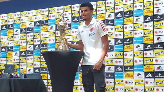 Luis Díaz recibió en Barranquilla el ‘Botín De Oro’ de la Copa América. Foto: Colprensa-Cortesía Carlos Toncel