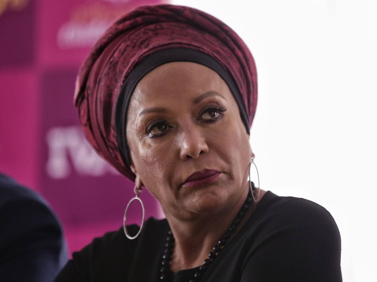 JEP pide a Piedad Córdoba respeto por la justicia y fija nueva fecha para interrogarla