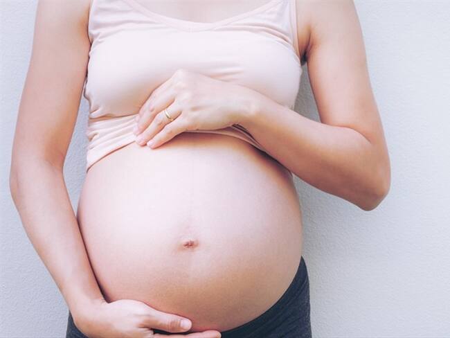 Una mujer asegura que quedó embarazada por culpa de una "ráfaga de viento". Foto: Getty Images