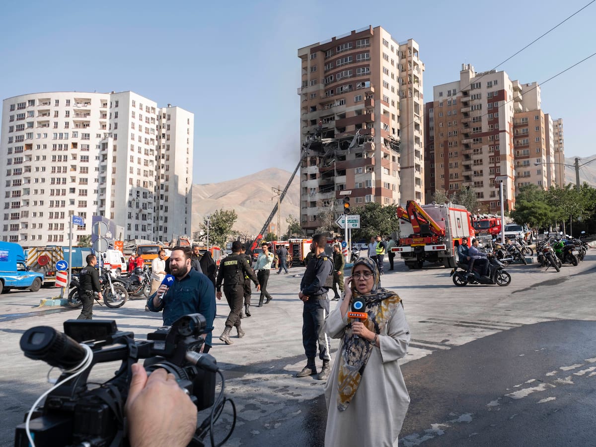 Policía israelí advirtió a periodistas que es ilegal grabar zonas sensibles atacadas por Irán