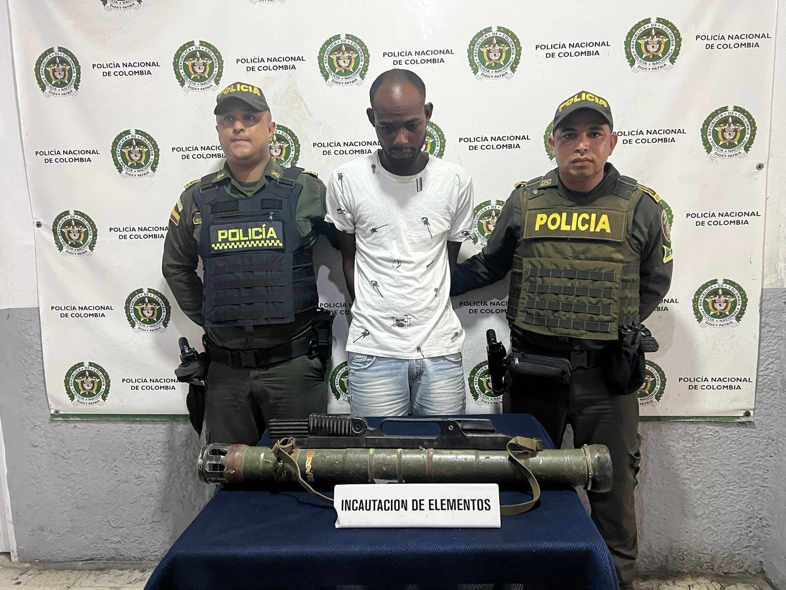 Capturado con bazuca en Barranquilla. Foto: Policía Mebar