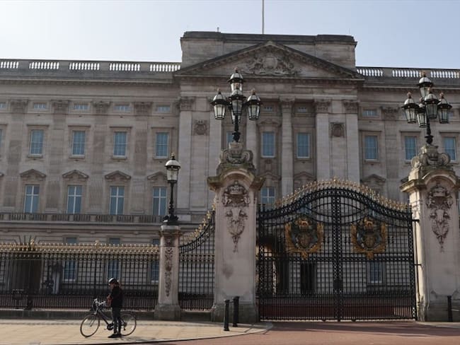 Sobre la salud mental en el Palacio de Buckingham nunca se había hablado: Omid Scobie