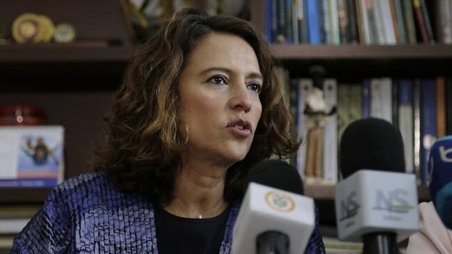 La ministra Nancy Patricia Gutiérrez aseguró que el Gobierno debe actuar de forma responsable frente a la situación del país. Foto: Colprensa