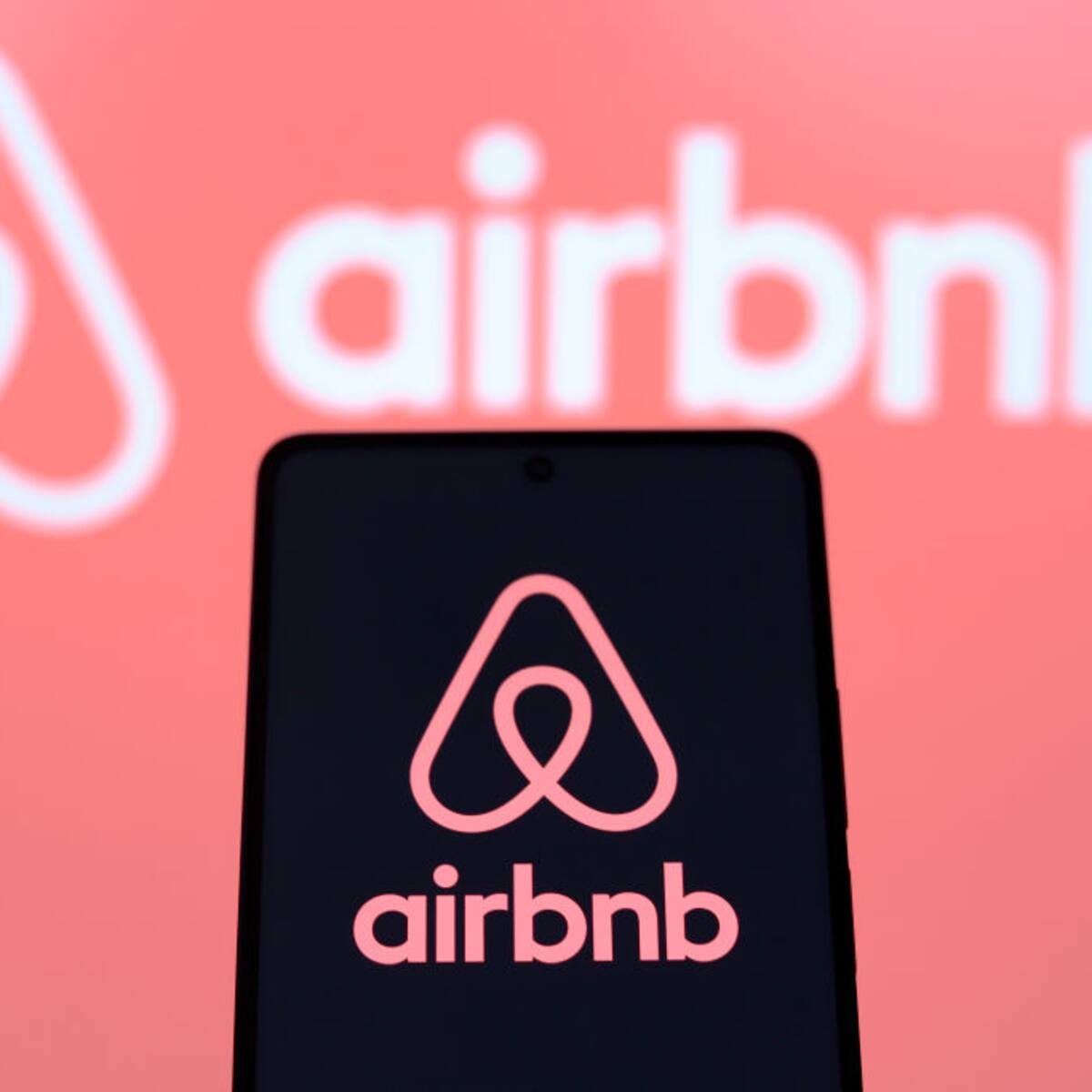 El auge de Airbnb y la vivienda informal que pone en aprietos a hoteles: “competencia poco leal”