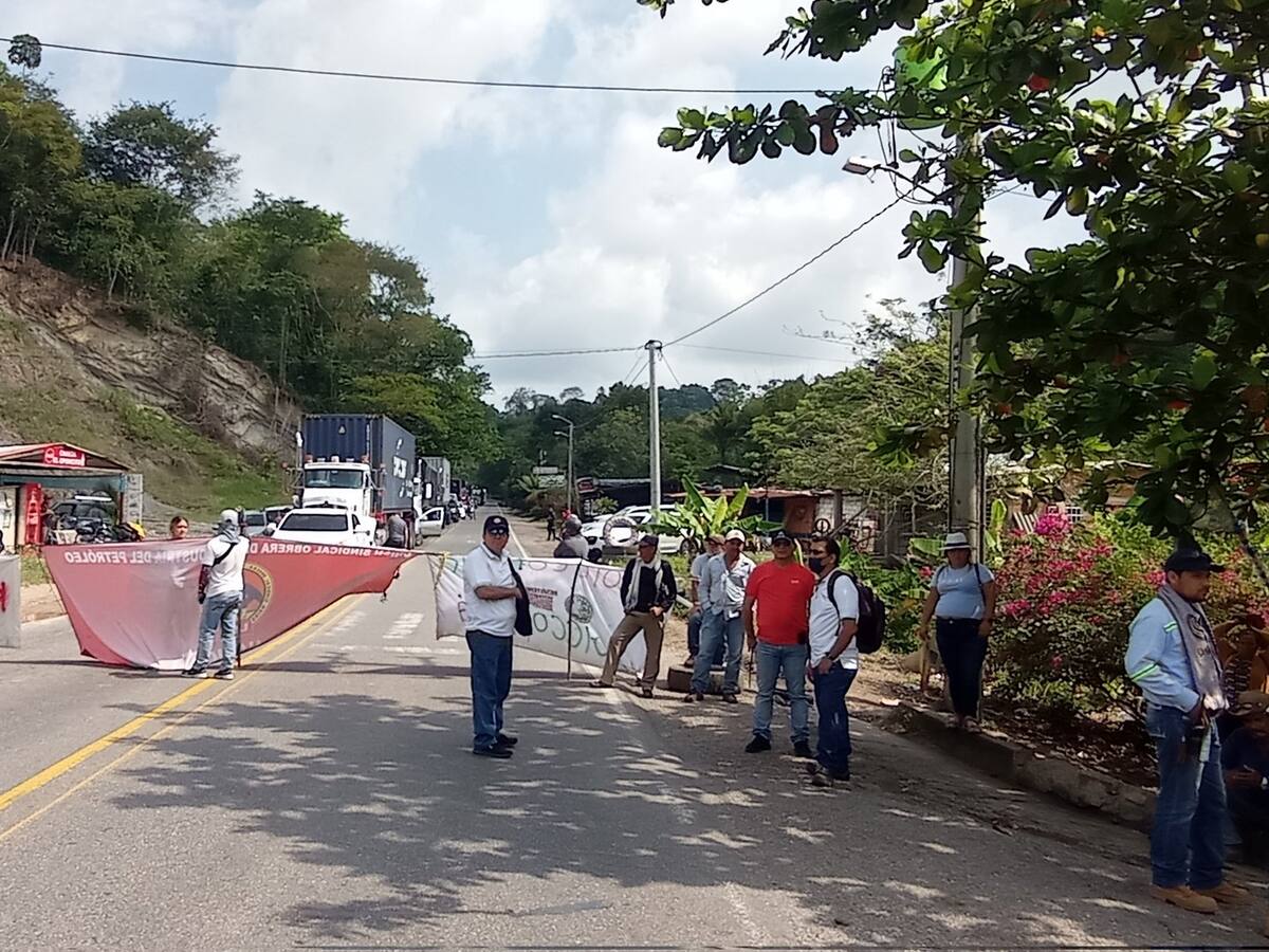 Testimonio: la pesadilla del bloqueo de la Ruta del Sol que cumple cuatro días