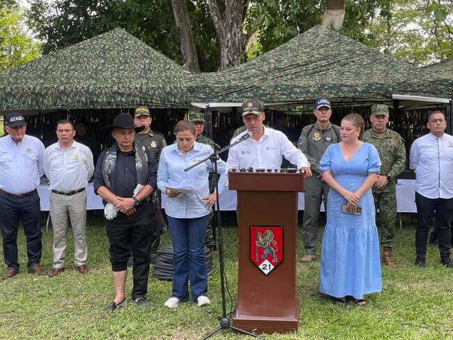 MinDefensa anuncia recompensa de $4.450 millones de pesos por alias ‘Iván Mordisco’ . Foto: Suministrada.