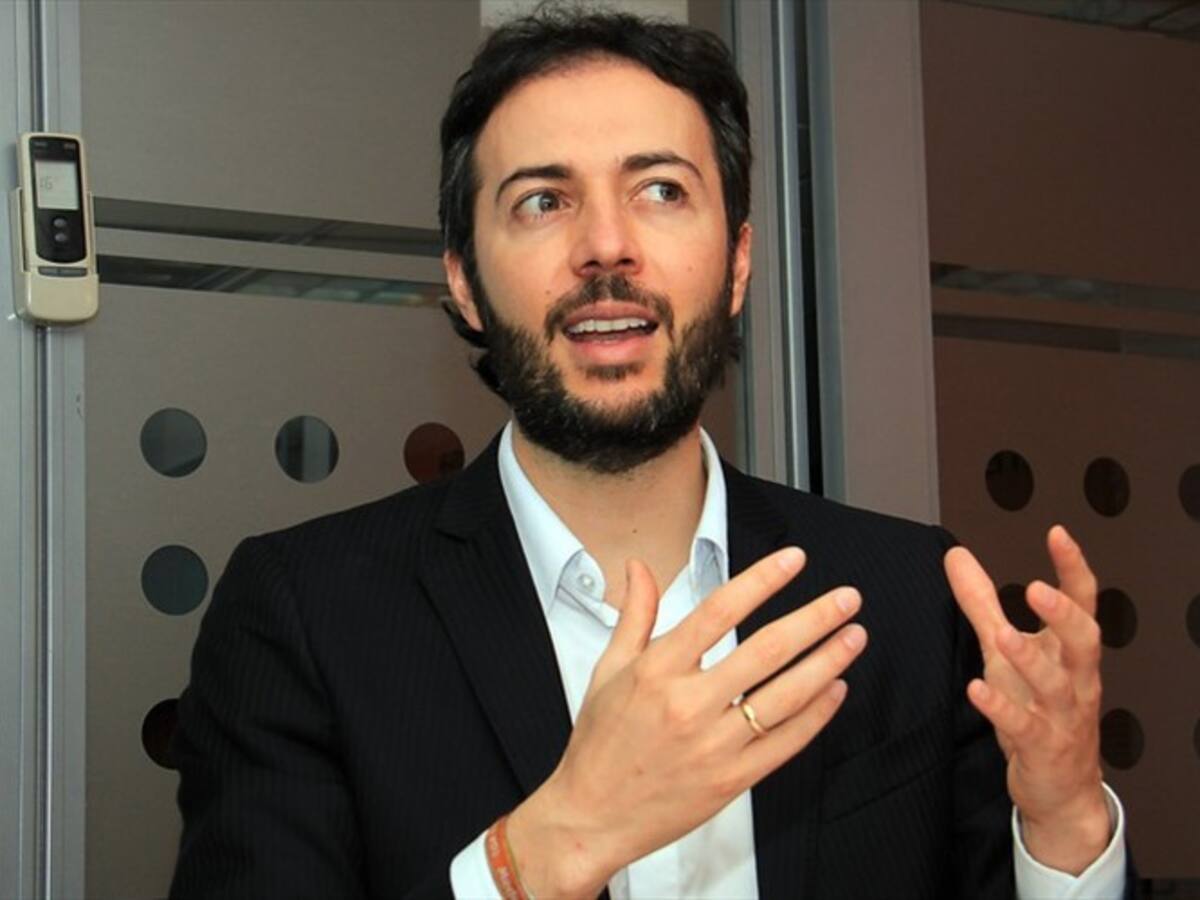 Alcalde de Medellín pide conciliación al exgerente de EPM en proceso de retractación