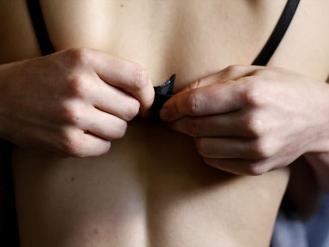 Grabaron a una pareja que estaba teniendo relaciones sexuales en edificio de la Secretaría de Hábitat / imagen de referencia. Foto: Getty Images