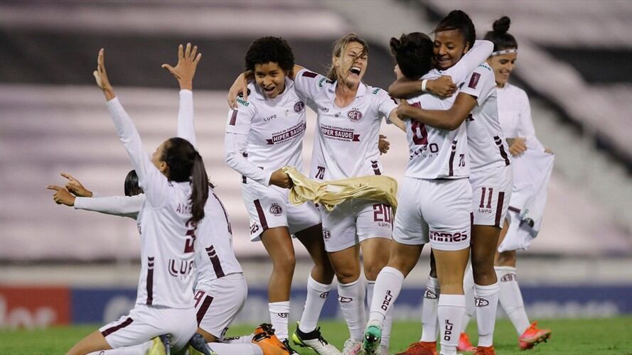 Ferroviária se coronó campeón de la Copa Libertadores Femenina. Foto: JUAN IGNACIO RONCORONI/POOL/AFP via Getty Images
