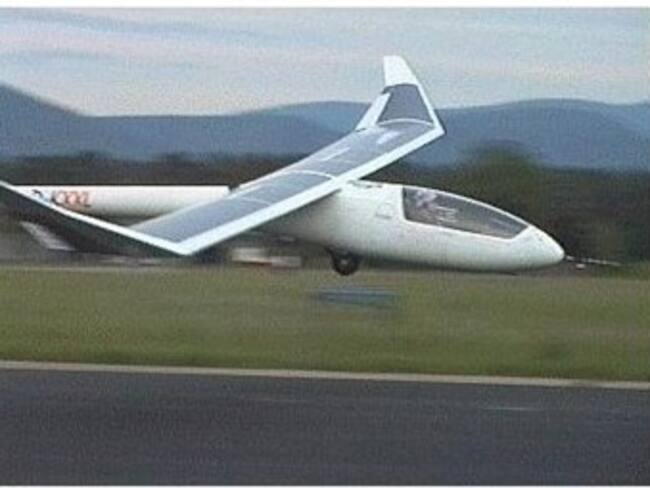 Colombia está en la capacidad de fabricar aeronaves con tecnología de punta, dice Ingeniero de la FIA