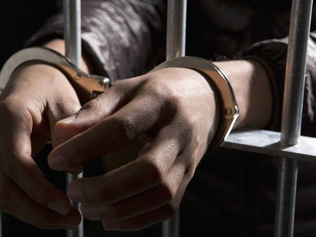 Se presume que solicitaban dádivas de entre 2 y 3 millones de pesos a los procesados, para favorecerlos en los traslados a los centros de reclusión.. Foto: Getty Images