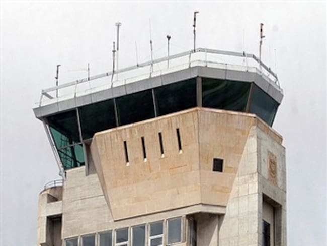 Contraloría abre juicio fiscal a la Aerocivil por sobrecostros en torre de El Dorado