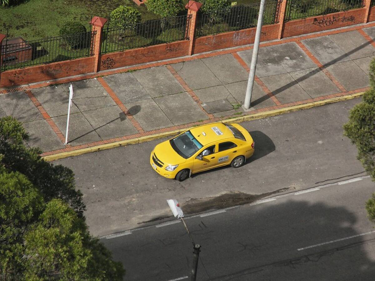 Tome nota: tarifa de taxis subiría en Bogotá para 2022