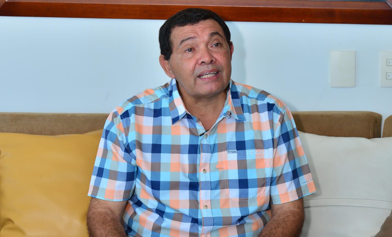 Ciro de León Brand. Foto: campaña Ciro de León.