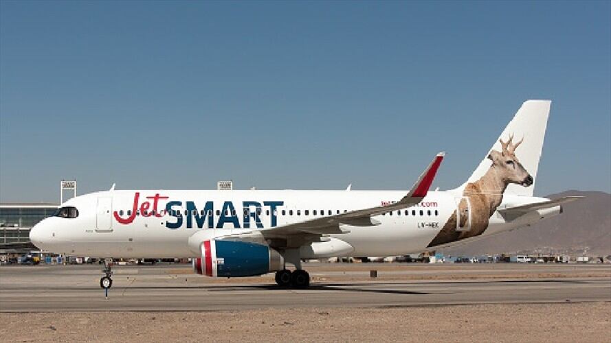 JetSmart se une a las aerolíneas que confirmaron reducción de su operación. Foto: