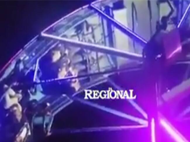 Estable pero con golpes en sus extremidades está el joven que salió de la atracción mecánica. . Foto:suministrada.