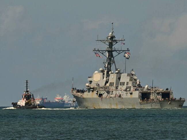 Buque destructor de EEUU deja Trinidad y Tobago. Foto: MARTIN BERNETTI / AFP