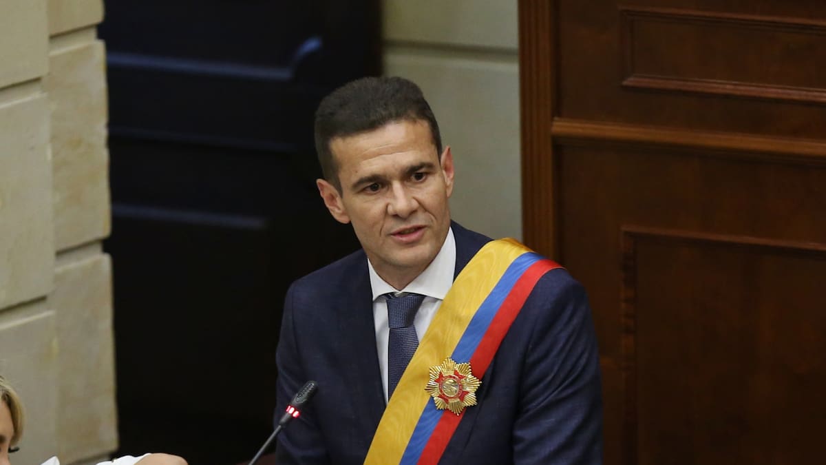 Corte Suprema condenó por corrupción electoral a Carlos Cuenca: entregó tejas y cemento