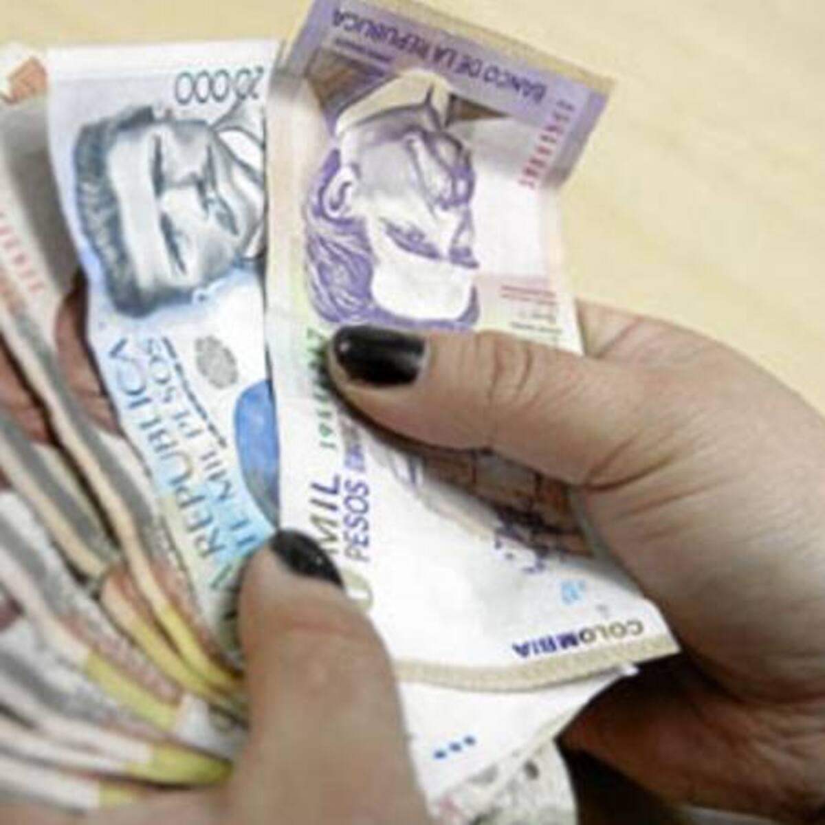La millonaria suma de subsidios que gobierno dio a personas que no están en Sisbén