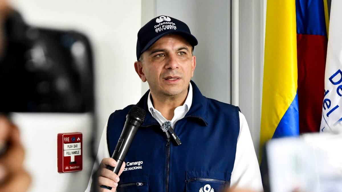 Cámara de Representantes aceptó la renuncia de Carlos Camargo como defensor del Pueblo