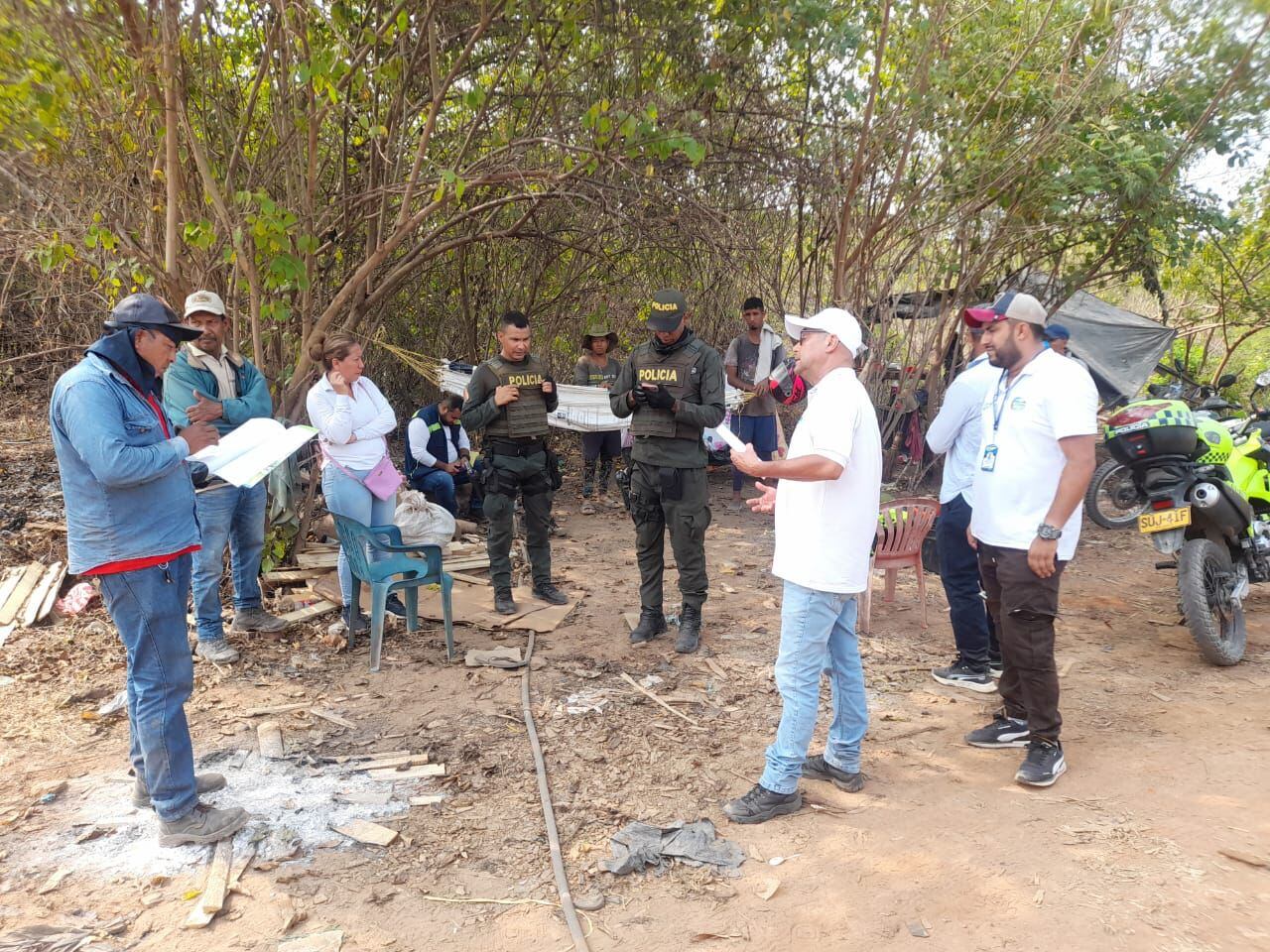 Recorrido por las veredas cercanas a la Sierra Nevada/ Gissell Campo