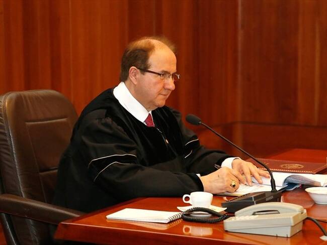 Se deberá resolver un recurso de recusación presentado por la defensa del ex presidente de la Corte, Leonidas Bustos. Foto: Colprensa