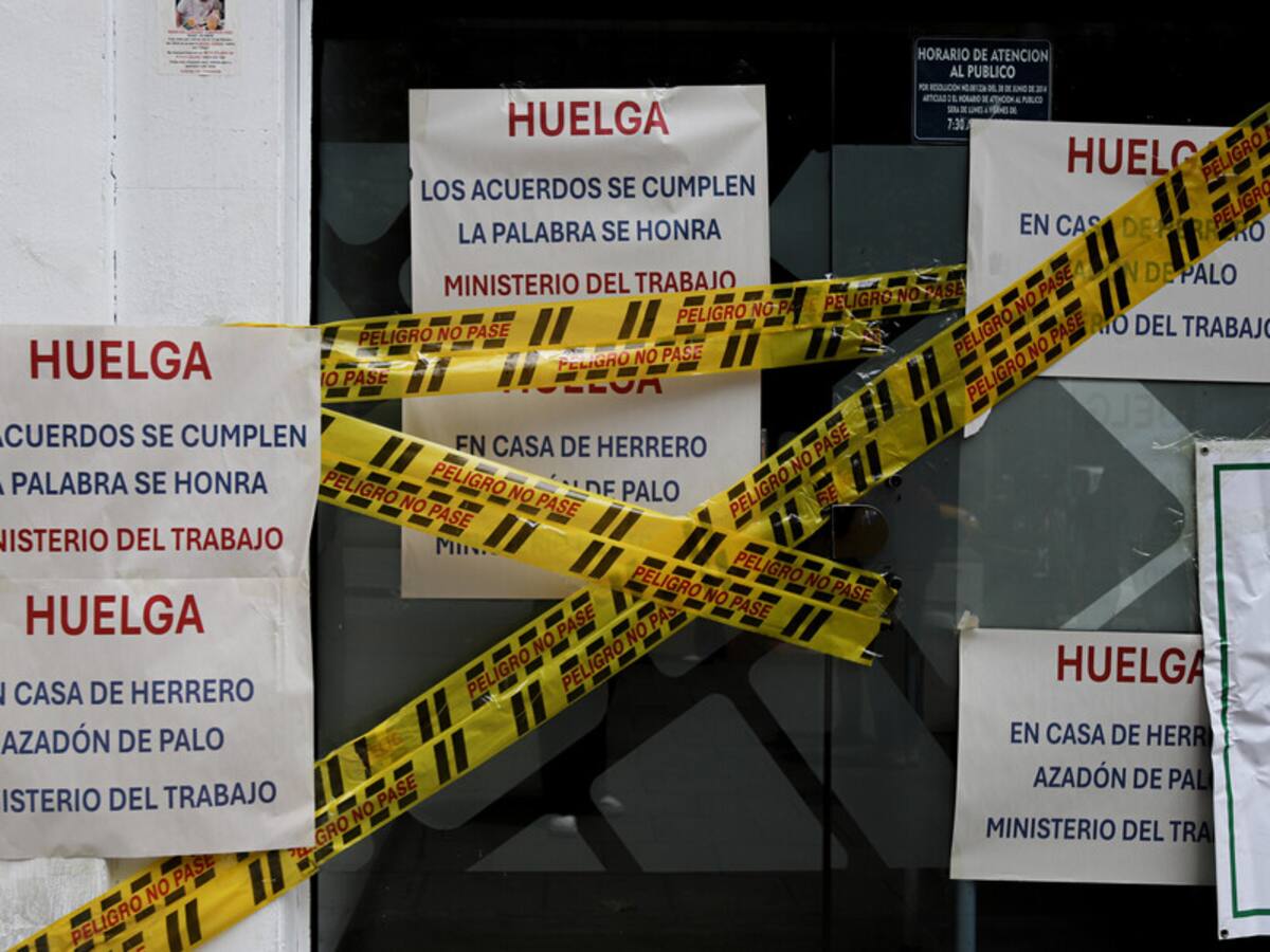 La huelga continuará hasta que el Ministerio de Trabajo cumpla: presidenta de Sinprotecol