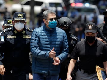 Juan Orlando Hernández dice que la justicia de EEUU eliminó su sentencia por narcotráfico