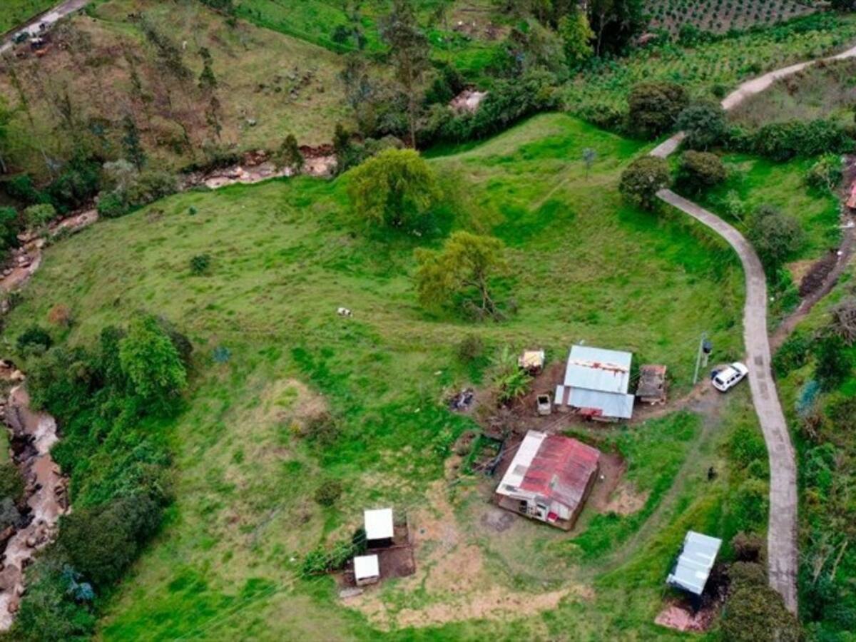 Gobierno Nacional convirtió a más de 150 familias rurales en dueñas de sus predios