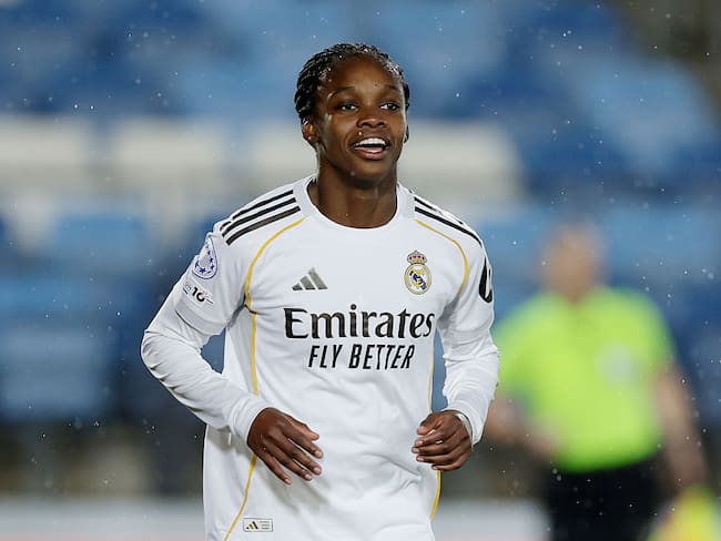 Linda Caicedo durante un encuentro con el Real Madrid. FOTO: M Gracia Jiménez/Soccrates/Getty Images