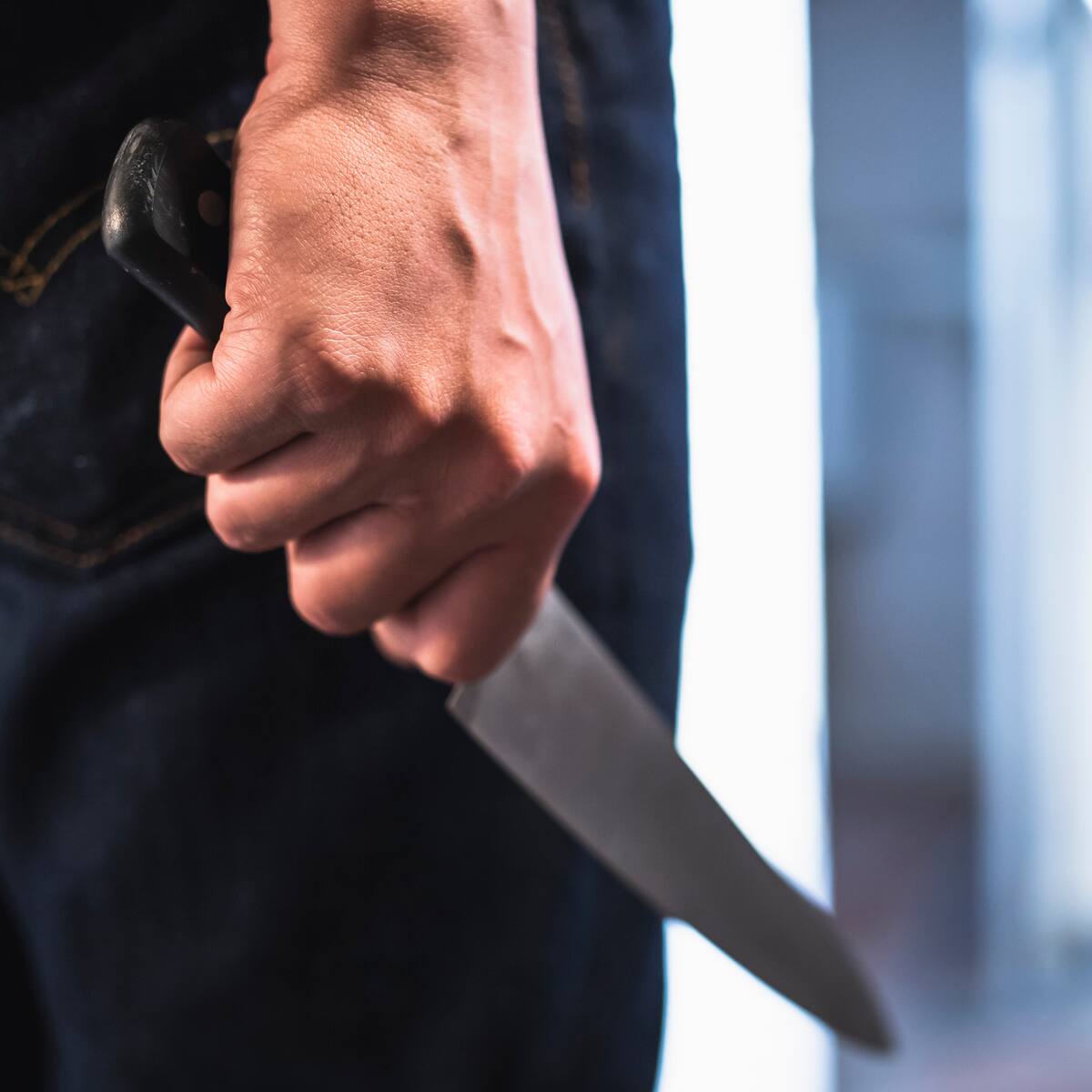 Video: hombre ataca a ciudadanos con cuchillo en el norte de Bogotá sin razón alguna