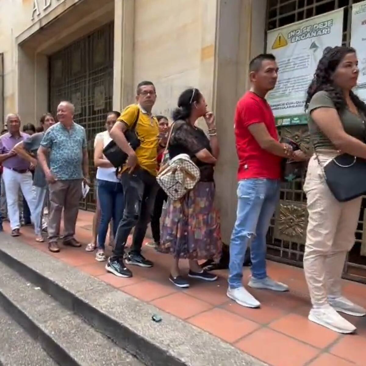 Contribuyentes en Cúcuta buscan acogerse a descuentos en el pago de sus impuestos
