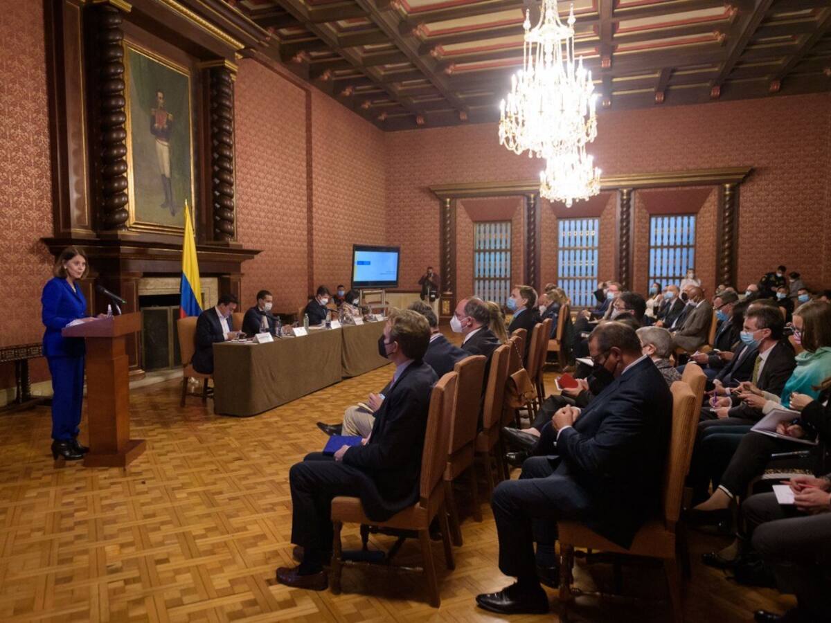 Gobierno presentó Plan Ágora y Plan Democracia Elecciones 2022 a cuerpo diplomático acreditado en Colombia