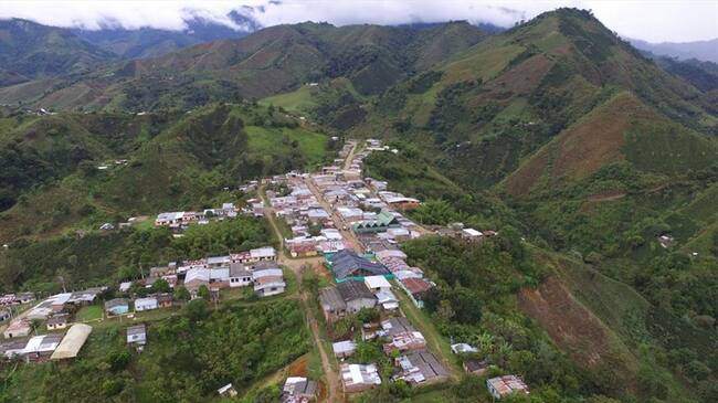 El automotor prestaba los servicios a los estudiantes de la Institución Educativa Sabas Beltrán. Foto: Suministrada