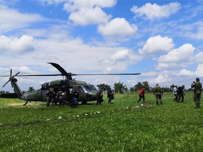Evacuaron a funcionarios del CTI atacados por disidencias de Farc en Corinto, Cauca. Foto: Ejército
