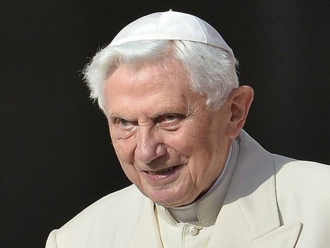 Para Benedicto XVI el matrimonio homosexual es el anticristo: Peter Seewlad