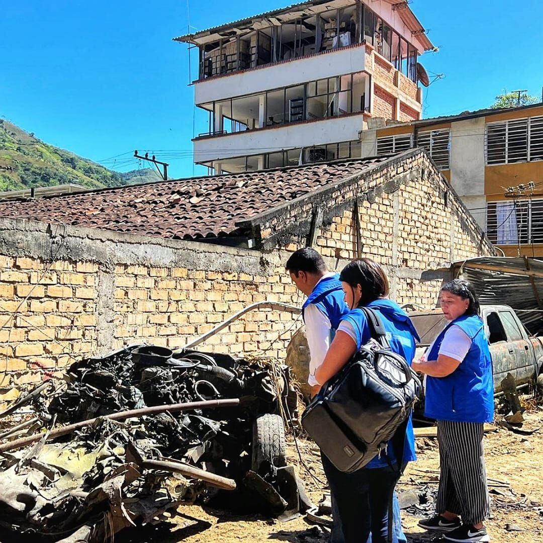 La explosión dejó destruidos 15 locales comerciales y el edificio de la alcaldía municipal en ruinas. Crédito: Unidad de Víctimas. 